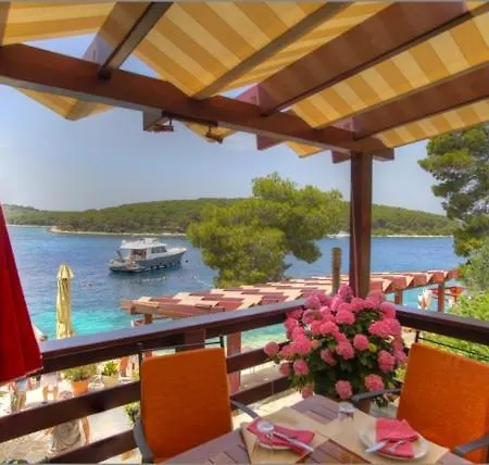 Apartment Robinsone The Diamond Of Hvar