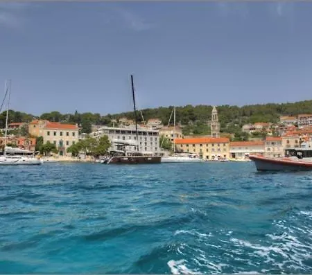 Robinsone The Diamond Of Hvar Apartment *