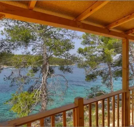 Robinsone The Diamond Of Hvar *